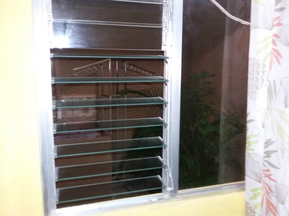 Cabinas Madeleine Puntarenas Exterior photo
